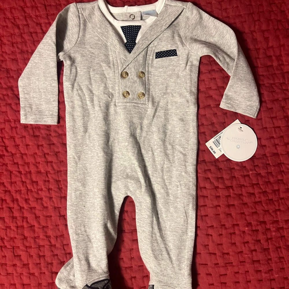 Edgehill Collection Gray Baby Footie with Button Accents